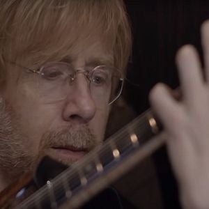 Foto Between Me and My Mind