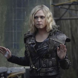 Foto Eliza Taylor