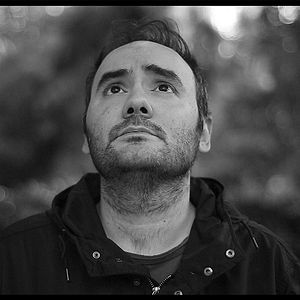 Foto Too Much Info Clouding Over My Head