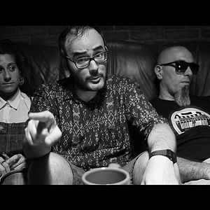 Foto Too Much Info Clouding Over My Head