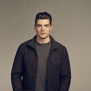 Foto Zane Holtz
