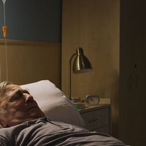 Foto Quem Com Ferro Fere