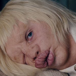 Foto Midsommar - O Mal Não Espera a Noite