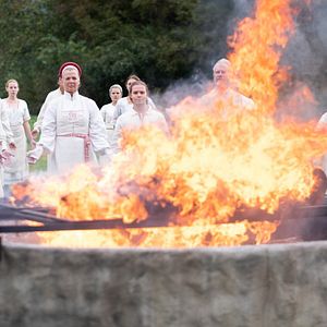 Foto Midsommar - O Mal Não Espera a Noite