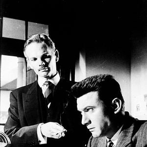 Foto Almas em Leilão