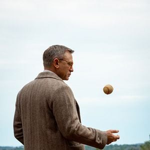 Foto Entre Facas e Segredos