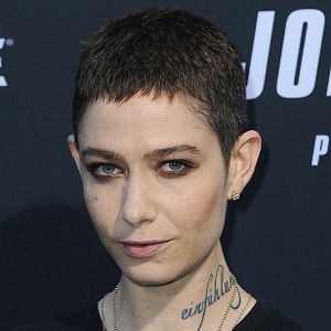 Foto Asia Kate Dillon