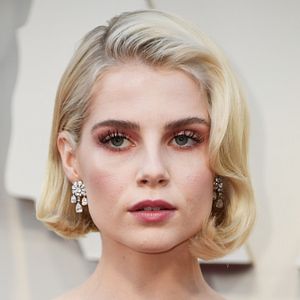 Foto Lucy Boynton