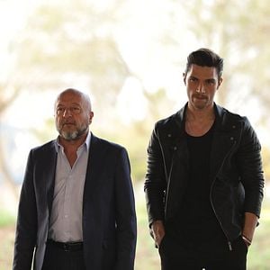 Foto Ramo: Entre o Amor e o Poder