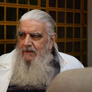 Foto Algo de Errado Não Está Certo