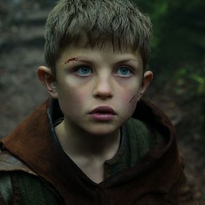 Foto Cursed - A Lenda do Lago