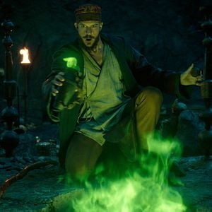 Foto Cursed - A Lenda do Lago