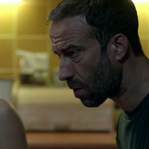 Foto Vivendo nas Sombras