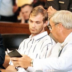 Foto Dahmer por Dahmer: Na Mente de um Serial Killer