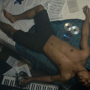 Foto Um Amor Proibido - Escute o Som do seu Coração