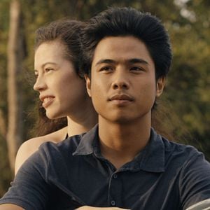 Foto Um Amor Proibido - Escute o Som do seu Coração