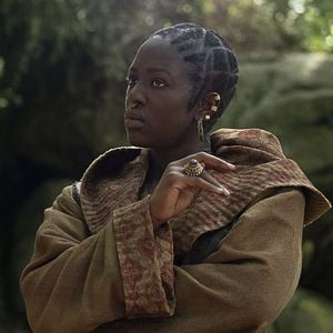 Foto Cursed - A Lenda do Lago