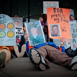 Foto The Weekly - A História Por Trás da Notícia