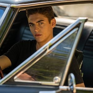 Foto Hero Fiennes Tiffin