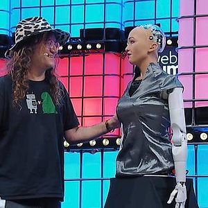 Foto Dentro do Reino Criptográfico