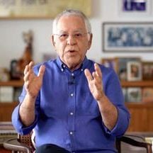 Foto Em Casa com Nelson Motta