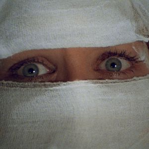 Foto Sangue no Sarcófago da Múmia