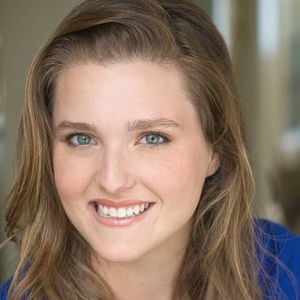 Foto Jordan Blair Mangold Brown