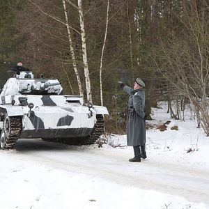 Foto Linhas Inimigas