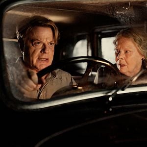 Foto Six Minutes To Midnight