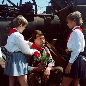 Foto Andorinhas Por um Fio