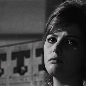 Foto A Moça com a Valise