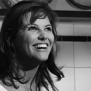 Foto A Moça com a Valise