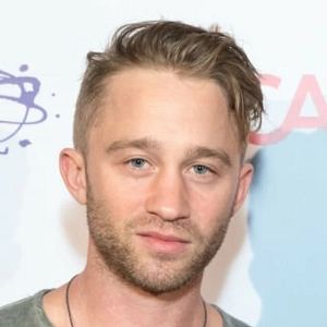 Foto Russell Dennis Lewis