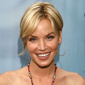Foto Ashley Scott
