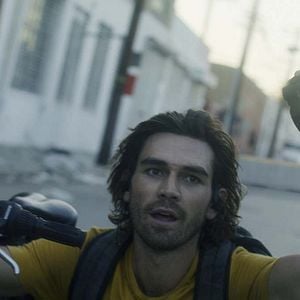 Foto Isolados: Medo Invisível