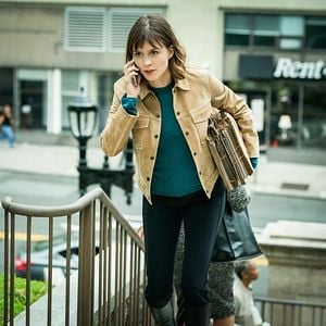 Foto Evil - Contatos Sobrenaturais