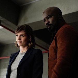 Foto Evil - Contatos Sobrenaturais