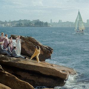 Foto Friends and Strangers