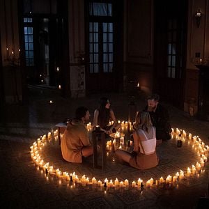 Foto O Mal Está ao Seu Lado