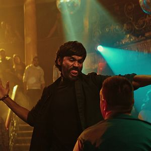Foto V Dhanush