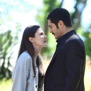 Foto Marasli: O Protetor