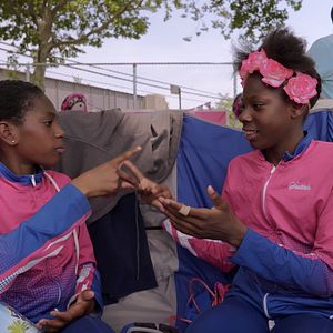 Foto Irmãs Sheppard: Das Ruas ao Pódio