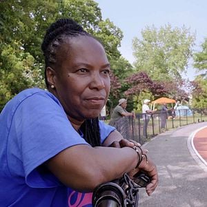 Foto Irmãs Sheppard: Das Ruas ao Pódio