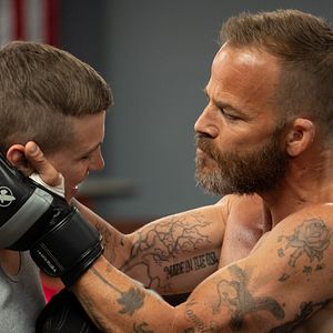 Foto Embattled - Dias de Luta