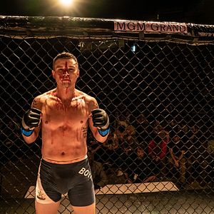 Foto Embattled - Dias de Luta