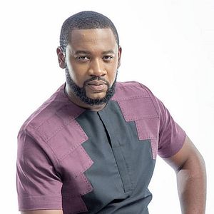 Foto Charles Etubiebi Oke