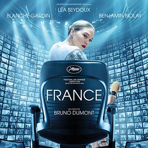 Foto France - Sob os Holofotes