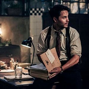 Foto Sombras da Guerra