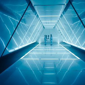 Foto Moonfall - Ameaça Lunar