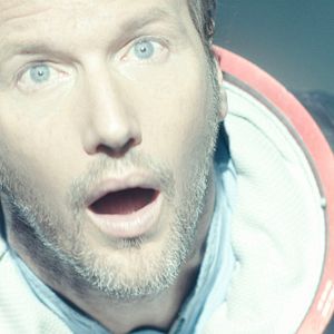 Foto Moonfall - Ameaça Lunar